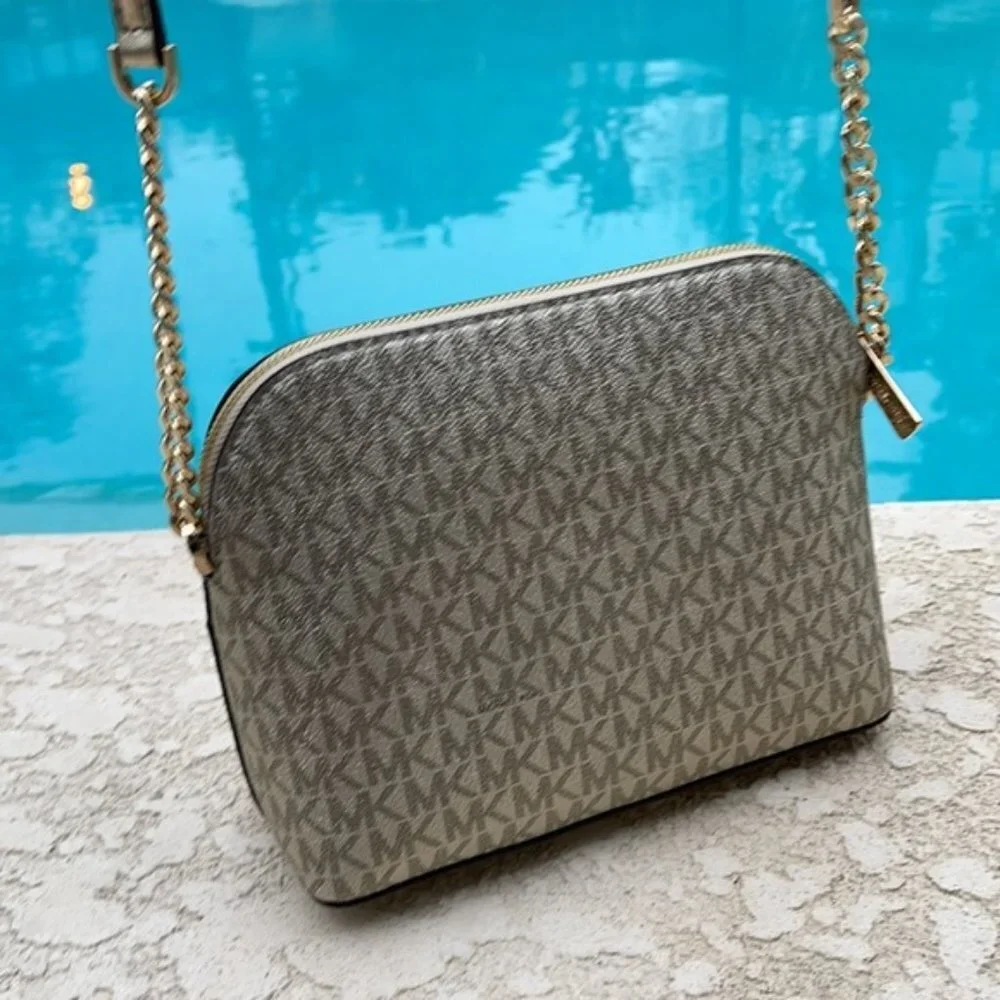 Michael Kors Jet Set Travel Medium Dome Crossbody Bag Pale Gold